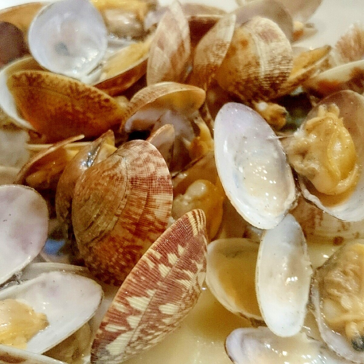 あさりのバター焼き レシピ 作り方 By さ恵 楽天レシピ あさりのバター焼き レシピ 作り方 By さ恵 楽天レシピ